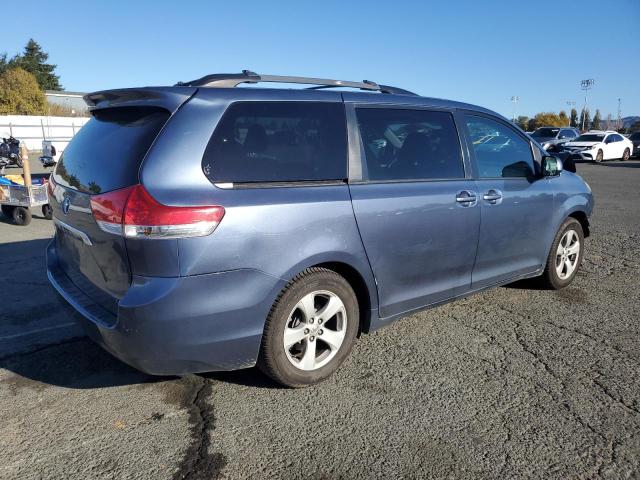 Photo 3 from auction – 2014 TOYOTA SIENNA LE with VIN 5TDKK3DC2ES497775