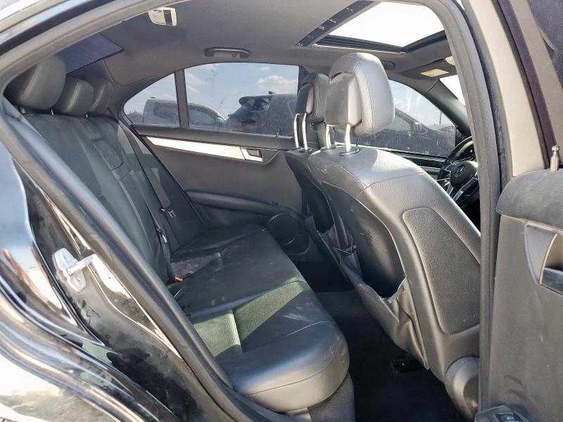 Photo 10 from auction – 2013 MERCEDES-BENZ C 250 with VIN WDDGF4HB4DA862010