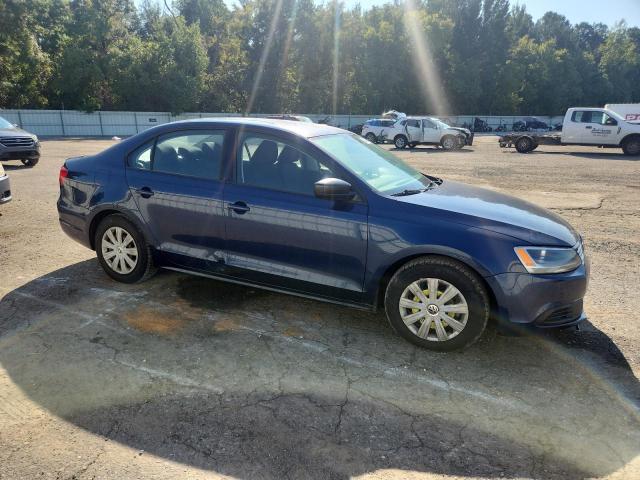 Photo 4 from auction – 2014 VOLKSWAGEN JETTA BASE with VIN 3VW2K7AJ5EM432121