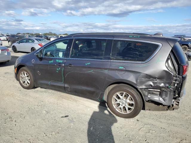 Photo 2 from auction – 2020 CHRYSLER VOYAGER LX with VIN 2C4RC1DG2LR262754