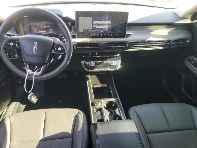 Photo 8 from auction – 2023 LINCOLN CORSAIR with VIN 5LMCJ1CA1PUL12327