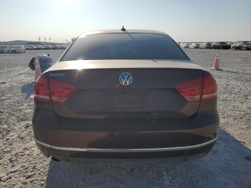 Photo 6 from auction – 2013 VOLKSWAGEN PASSAT SEL with VIN 1VWCH7A39DC132585