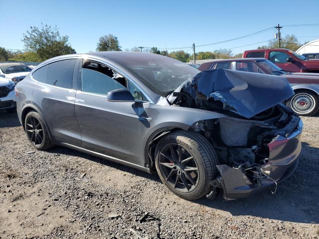 Photo 4 from auction – 2018 TESLA MODEL X with VIN 5YJXCAE46JF090961