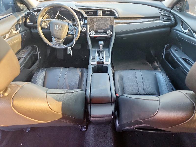 Photo 8 from auction – 2017 HONDA CIVIC with VIN 2HGFC1F86HH630179