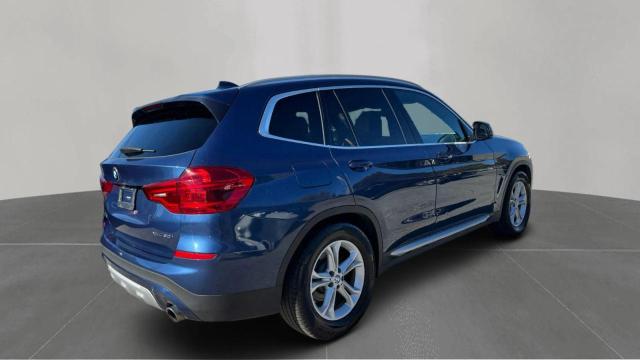 Photo 4 from auction – 2018 BMW X3 XDRIVE3 with VIN 5UXTR9C55JLD71851