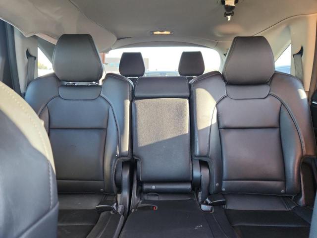 Photo 10 from auction – 2018 ACURA MDX with VIN 5J8YD4H33JL002436