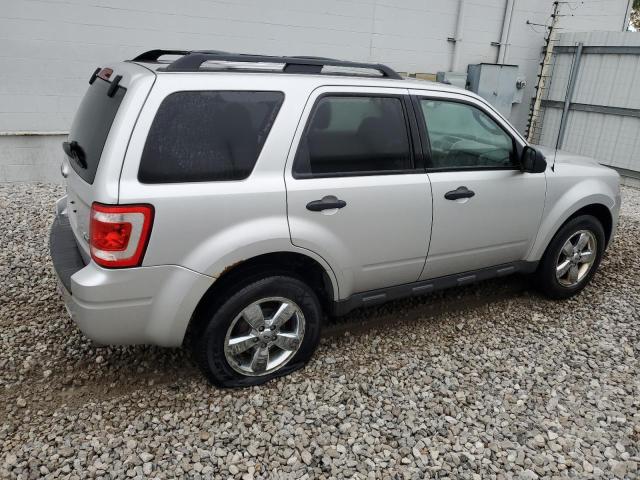 Photo 3 from auction – 2010 FORD ESCAPE XLT with VIN 1FMCU9DG2AKD42077