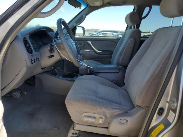 Photo 7 from auction – 2004 TOYOTA SEQUOIA SR with VIN 5TDZT34A74S231922