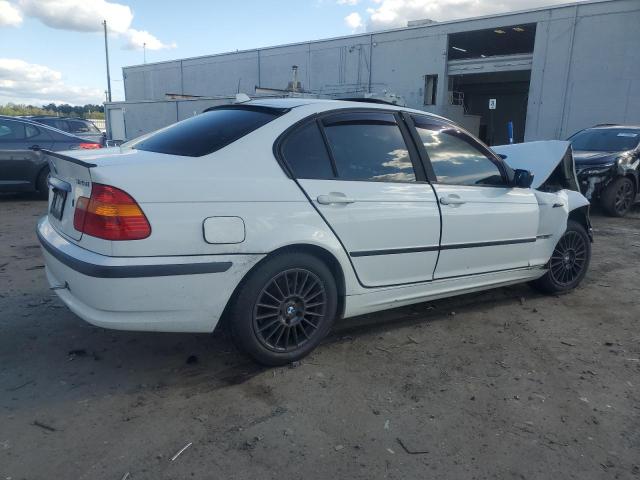 Photo 3 from auction – 2004 BMW 325 I with VIN WBAEV334X4KW15654