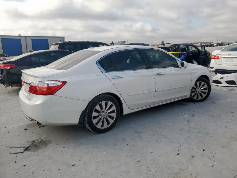 Photo 3 from auction – 2015 HONDA ACCORD EXL with VIN 1HGCR2F8XFA004833