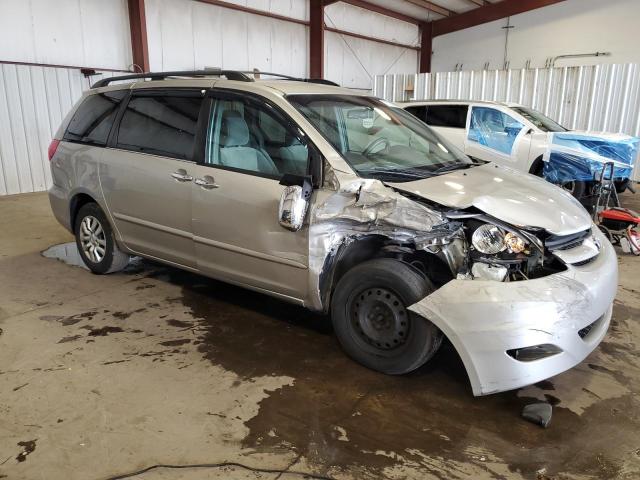 Photo 4 from auction – 2010 TOYOTA SIENNA CE with VIN 5TDKK4CC9AS326720