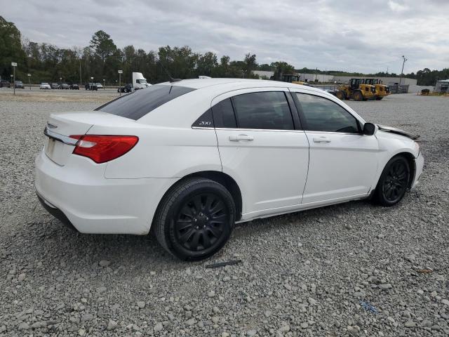 Photo 3 from auction – 2014 CHRYSLER 200 LX with VIN 1C3CCBAG5EN164239