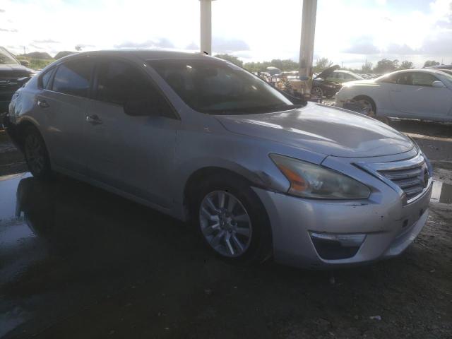 Photo 4 from auction – 2014 NISSAN ALTIMA 2.5 with VIN 1N4AL3AP1EC128509