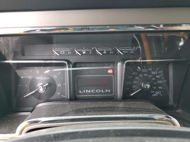 Photo 9 from auction – 2014 LINCOLN NAVIGATOR with VIN 5LMJJ3H51EEL04976