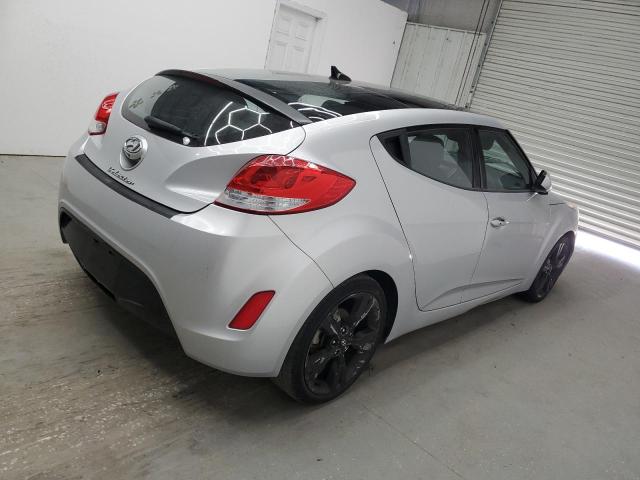 Photo 3 from auction – 2017 HYUNDAI VELOSTER with VIN KMHTC6AD8HU319462