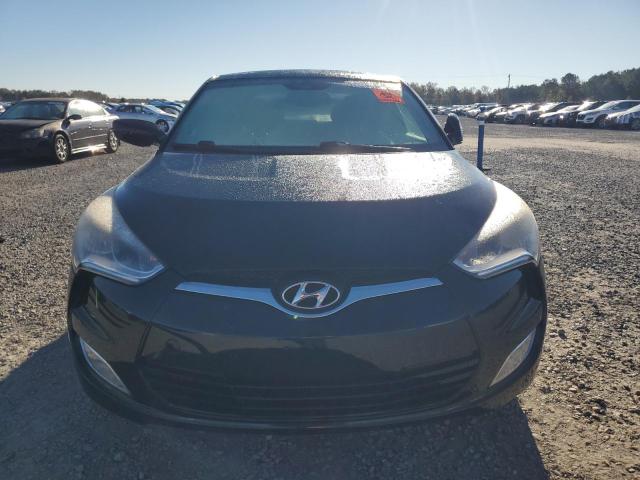 Photo 5 from auction – 2017 HYUNDAI VELOSTER with VIN KMHTC6AD5HU324604