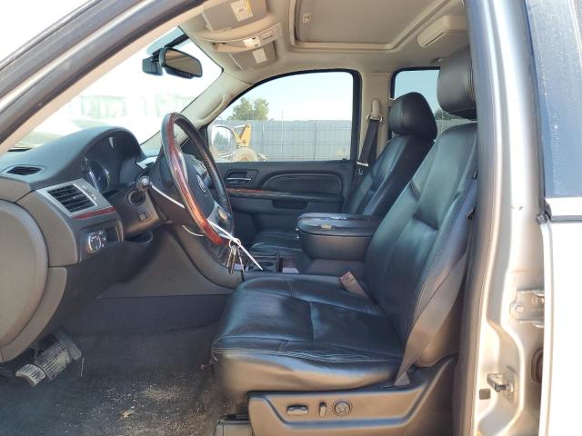 Photo 7 from auction – 2010 CADILLAC ESCALADE L with VIN 1GYUKBEF0AR136673