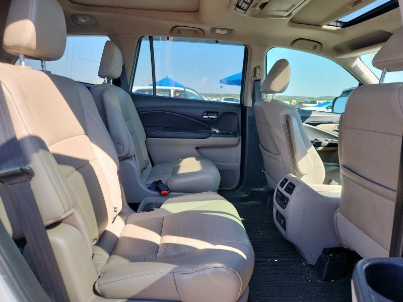 Photo 11 from auction – 2018 HONDA PILOT ELIT with VIN 5FNYF6H03JB062228