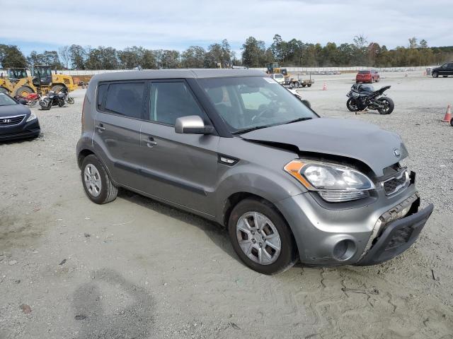 Photo 4 from auction – 2013 KIA SOUL with VIN KNDJT2A56D7500985