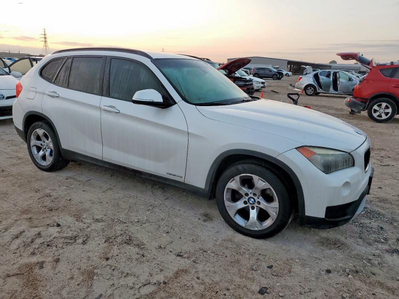 Photo 4 from auction – 2013 BMW X1 SDRIVE2 with VIN WBAVM1C54DVW43741