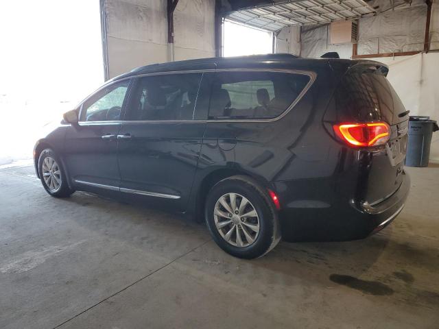 Photo 2 from auction – 2017 CHRYSLER PACIFICA T with VIN 2C4RC1BG5HR743656
