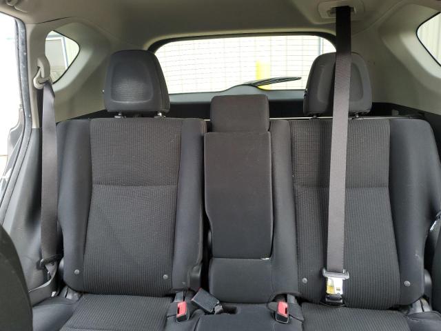 Photo 10 from auction – 2015 TOYOTA RAV4 LE with VIN JTMBFREV1FD145761