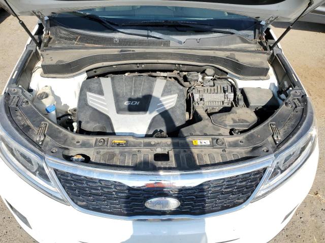Photo 11 from auction – 2015 KIA SORENTO LX with VIN 5XYKTDA74FG603443