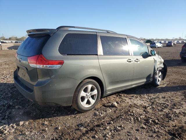 Photo 3 from auction – 2013 TOYOTA SIENNA LE with VIN 5TDKK3DCXDS300043
