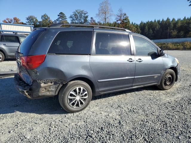 Photo 3 from auction – 2010 TOYOTA SIENNA CE with VIN 5TDKK4CC5AS332224