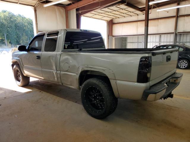 Photo 2 from auction – 2004 CHEVROLET SILVERADO with VIN 1GCEK19T44E181258