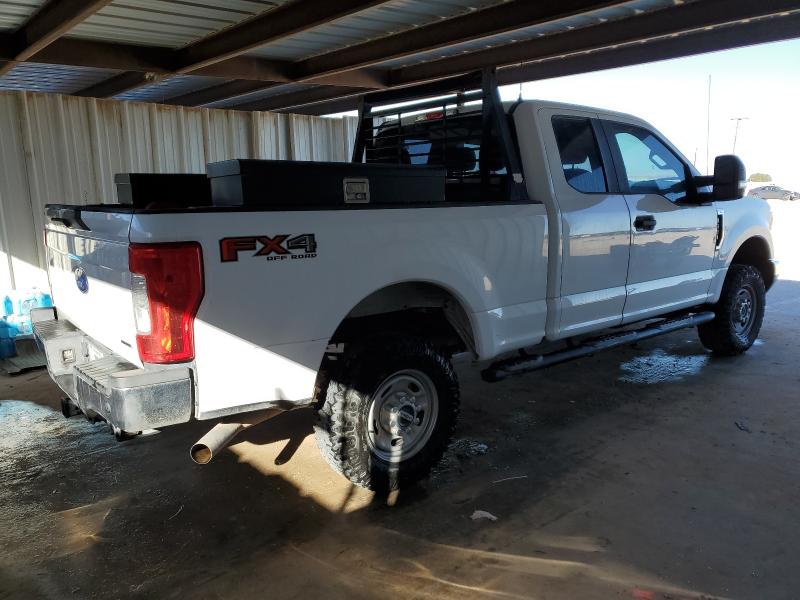 Photo 3 from auction – 2017 FORD F250 SUPER with VIN 1FT7X2B64HEB93517