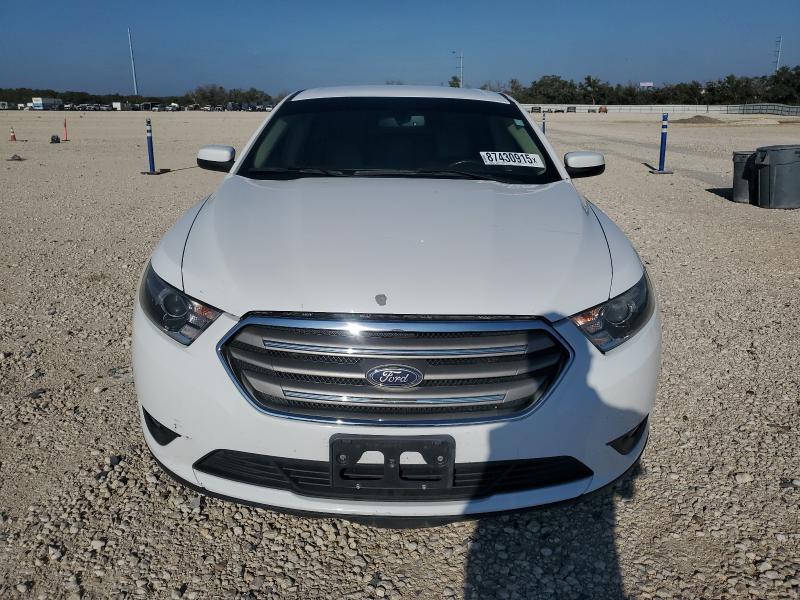 Photo 5 from auction – 2016 FORD TAURUS SEL with VIN 1FAHP2E88GG131712