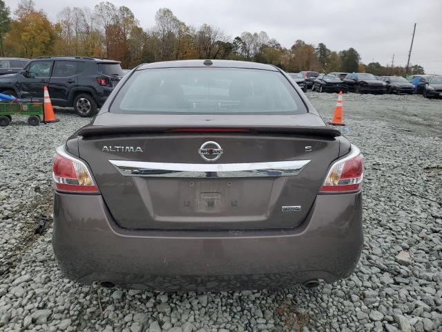 Photo 6 from auction – 2015 NISSAN ALTIMA 2.5 with VIN 1N4AL3AP2FN922876