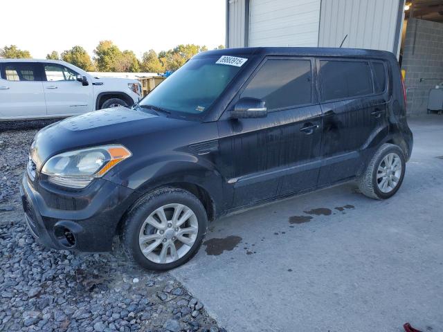 KIA SOUL + 2013 with VIN KNDJT2A62D7624373 - Photo from auction