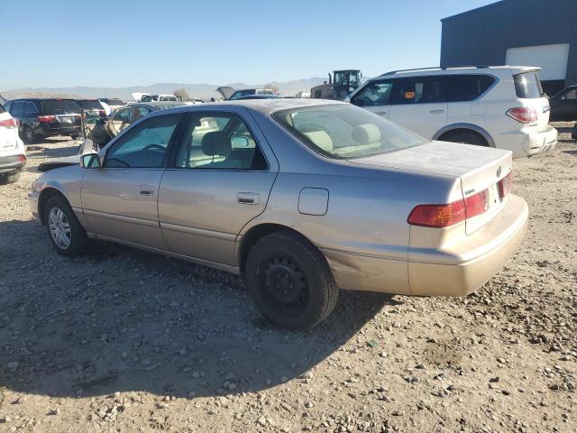 Photo 2 from auction – 2001 TOYOTA CAMRY CE with VIN 4T1BG22K01U843250