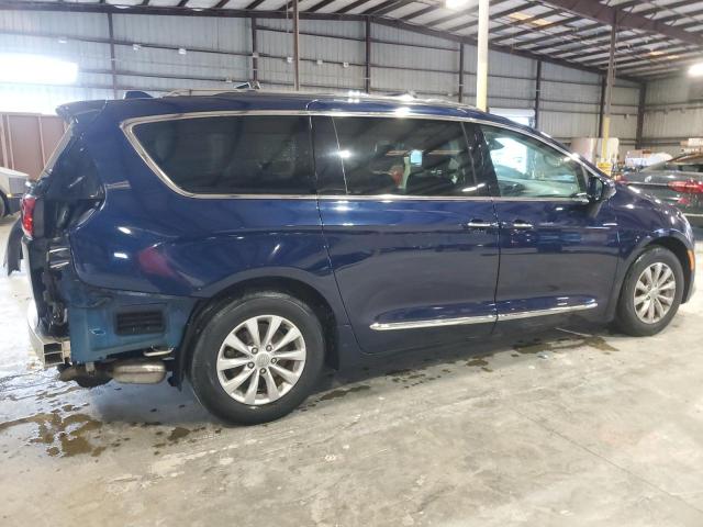 Photo 3 from auction – 2018 CHRYSLER PACIFICA T with VIN 2C4RC1BG9JR316938