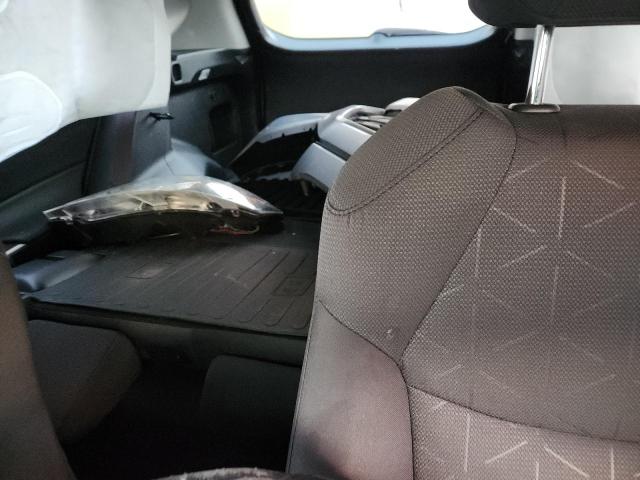 Photo 10 from auction – 2019 TOYOTA RAV4 XLE with VIN JTMP1RFV6KD013916