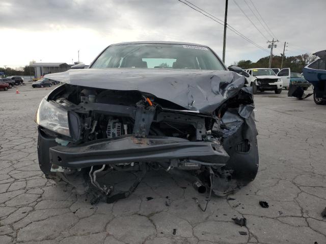 Photo 5 from auction – 2014 VOLKSWAGEN PASSAT S with VIN 1VWAT7A32EC030391