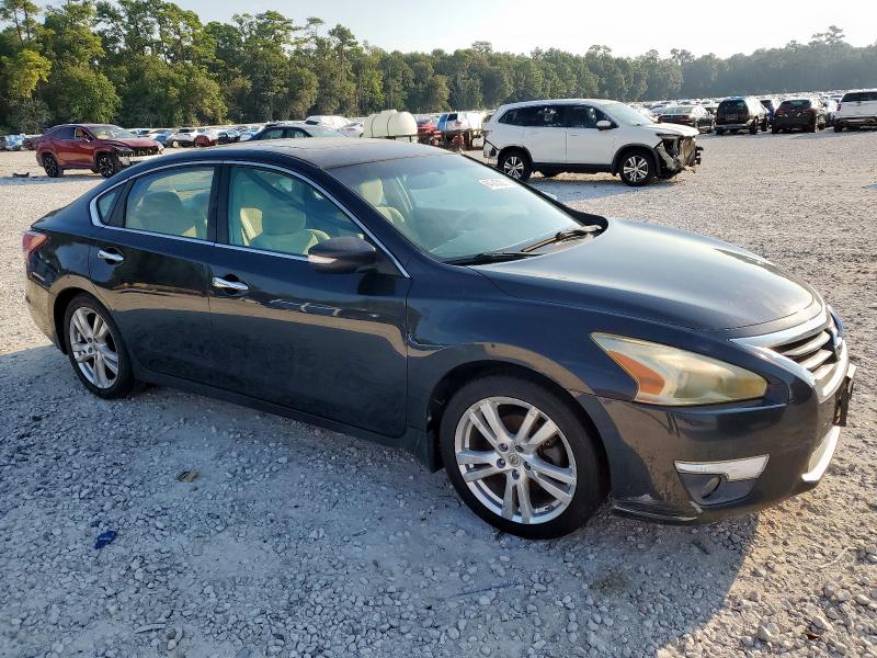 Photo 4 from auction – 2013 NISSAN ALTIMA 3.5 with VIN 1N4BL3AP4DN556369