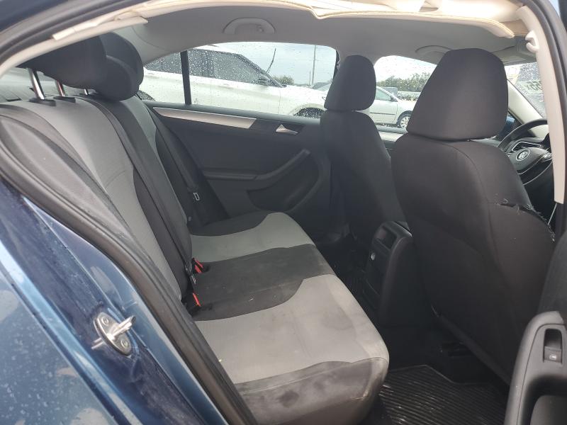 Photo 10 from auction – 2017 VOLKSWAGEN JETTA S with VIN 3VW2B7AJXHM246434