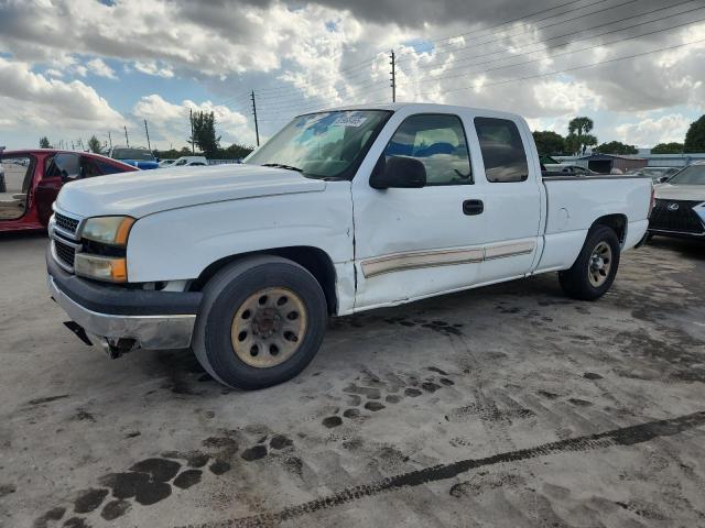 CHEVROLET SILVERADO 2006 with VIN 1GCEC19X56Z135336 - Photo from auction