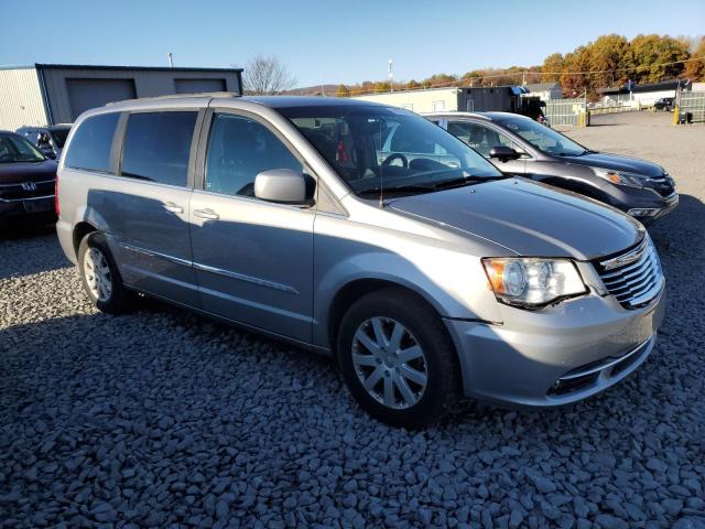 Photo 4 from auction – 2016 CHRYSLER TOWN & COU with VIN 2C4RC1BG7GR118559