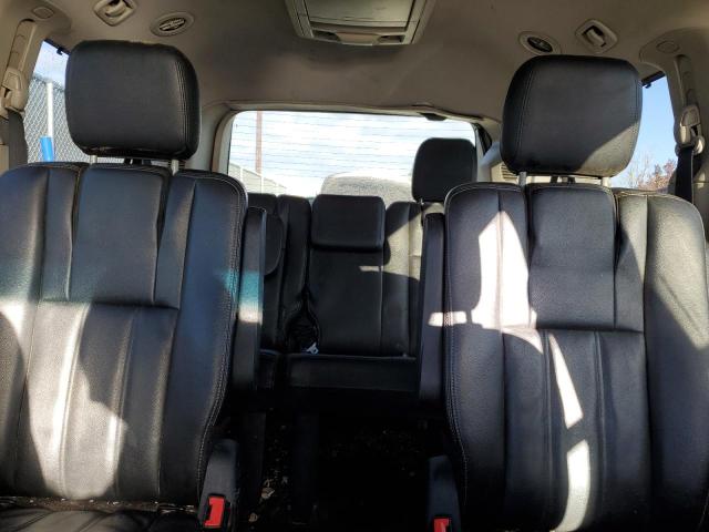 Photo 10 from auction – 2014 CHRYSLER TOWN & COU with VIN 2C4RC1BG3ER257066