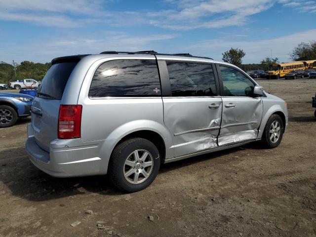 Photo 3 from auction – 2008 CHRYSLER TOWN & COU with VIN 2A8HR54P58R655911