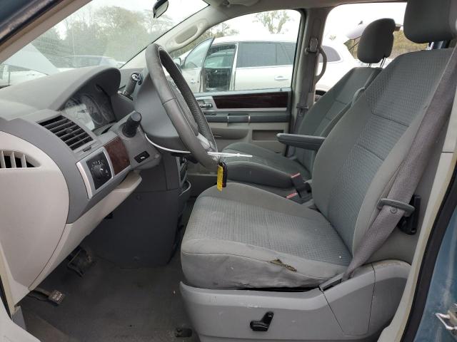 Photo 7 from auction – 2010 CHRYSLER TOWN & COU with VIN 2A4RR5D18AR358154