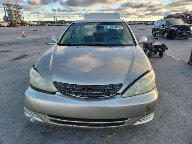 Photo 5 from auction – 2004 TOYOTA CAMRY LE with VIN 4T1BF32K54U579830