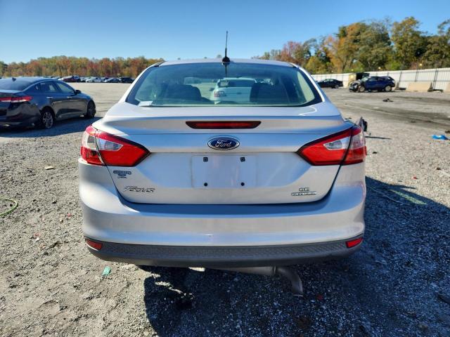 Photo 6 from auction – 2014 FORD FOCUS SE with VIN 1FADP3F28EL403047