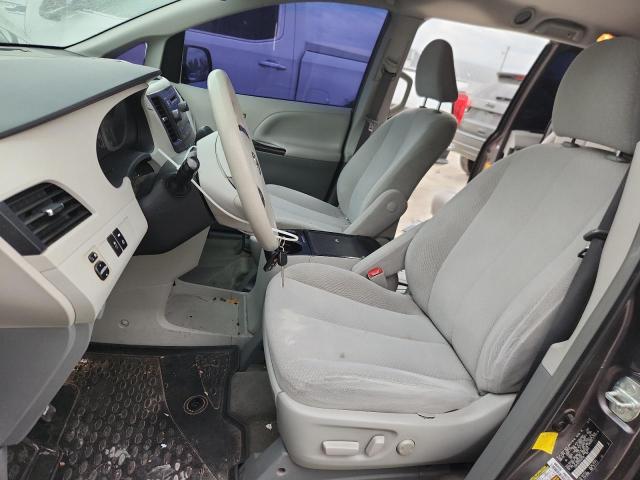 Photo 7 from auction – 2013 TOYOTA SIENNA LE with VIN 5TDKK3DC3DS342148