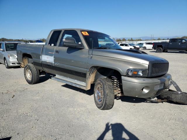 Photo 4 from auction – 1999 DODGE RAM 1500 with VIN 3B7HF13Z8XG114593