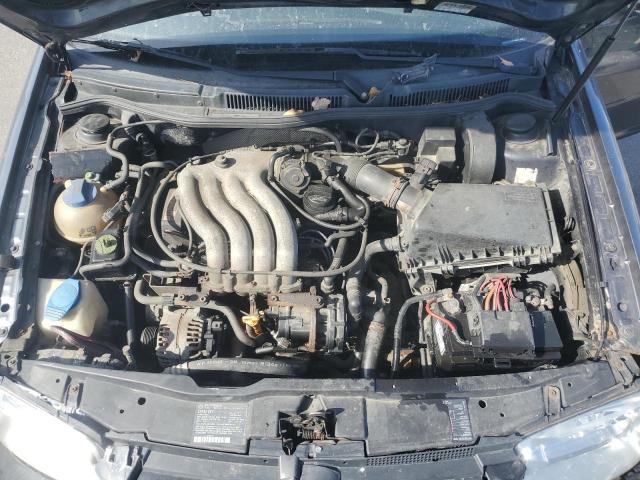 Photo 11 from auction – 1999 VOLKSWAGEN JETTA with VIN 3VWSC29M2XM012981